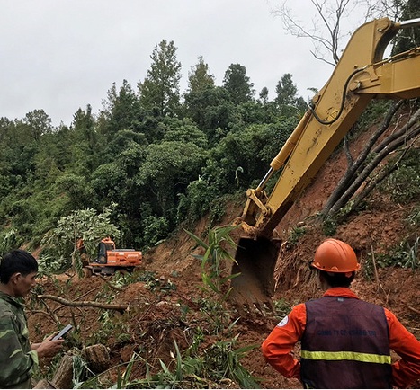 Sạt lở đất ở Quảng Trị: Đã tìm thấy 3 thi thể.