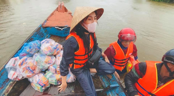 Thủy Tiên thông báo số tiền quyên góp lên đến 100 tỷ đồng chỉ sau 1 tuần