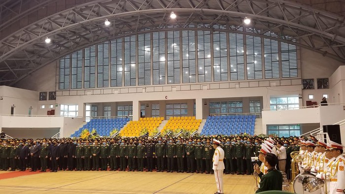 Tang lễ được tổ chức theo nghi lễ quân đội, do Thiếu tướng Nguyễn Đức Hóa - Phó chính ủy Quân khu 4 làm trưởng ban.