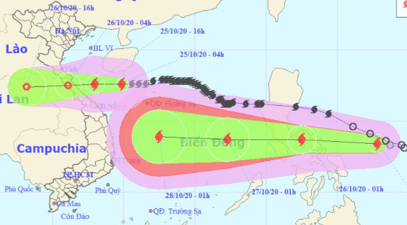 Tâm bão số 8 cách đất liền Hà Tĩnh đến Quảng Trị 330km.