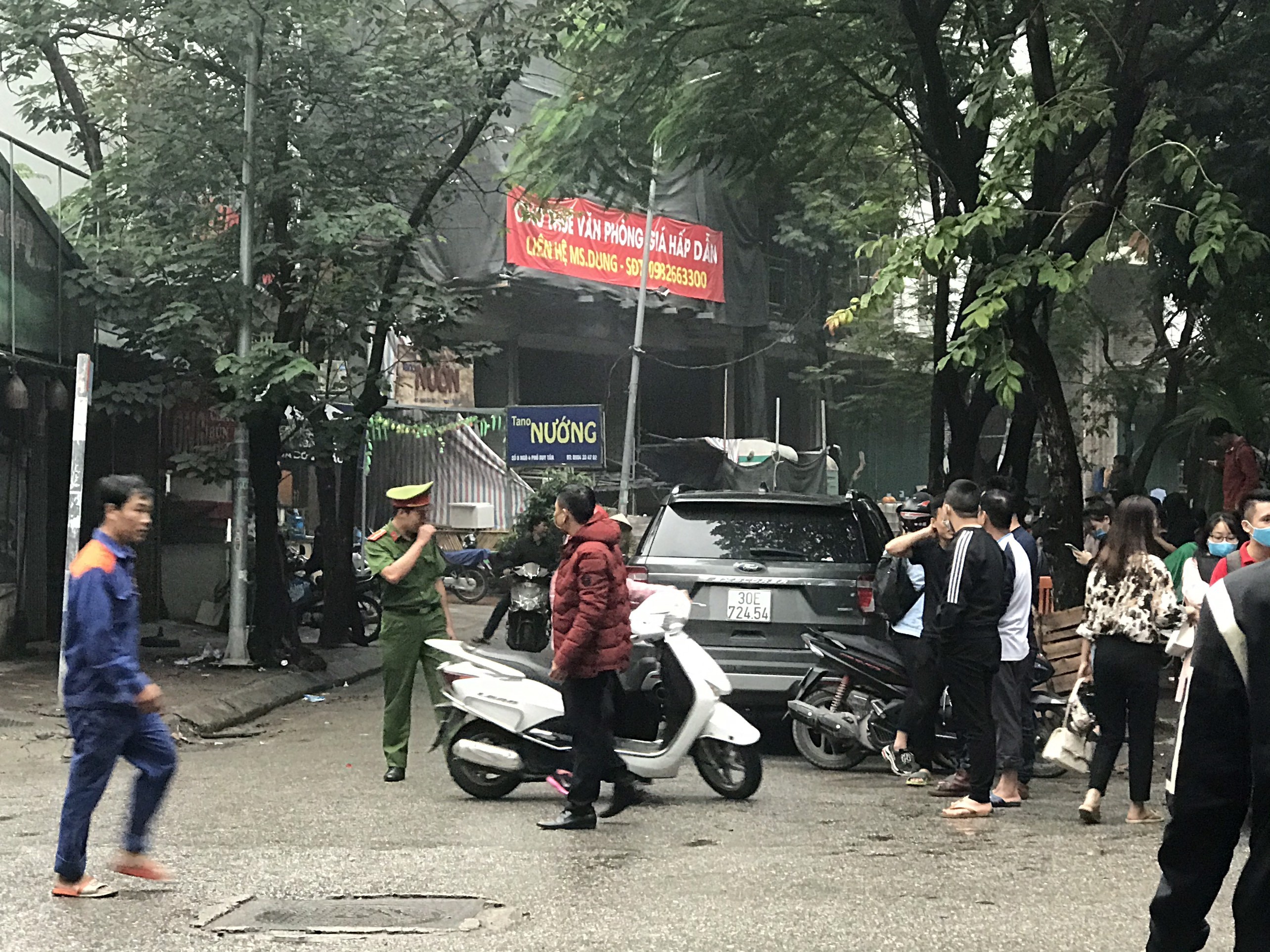 Cháy nhà hàng lẩu ở Cầu Giấy Hà Nội