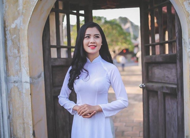 Thùy Phương là hot girl của xứ Nghệ với danh hiệu hoa khôi Đại học Vinh.