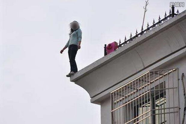 "Ngày hội toàn dân săn sale" ở Trung Quốc và những câu chuyện cười ra nước mắt