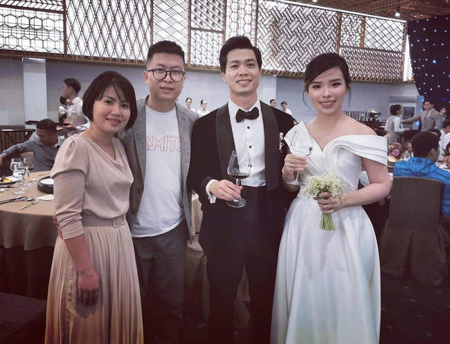 Công Phượng - Viên Minh đã tổ chức hôn lễ vào hôm qua 16/11. Ảnh: Tống Đức Thuận