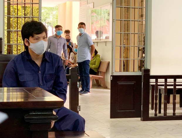 Giao cấu với con gái 14 tuổi của người tình, lãnh án 2 năm 6 tháng tù