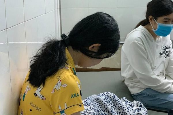 Vụ nữ sinh nghi tự tử vì uất ức ở An Giang: Nhà trường xin lỗi gia đình.
