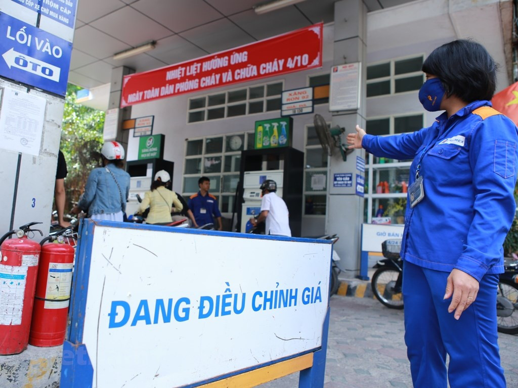 Từ 26/1, giá xăng sẽ tăng lần thứ 5 liên tiếp