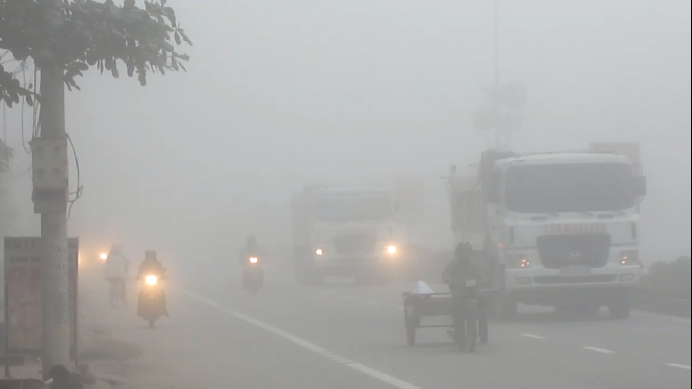 Thời tiết 27/1: Bắc Bộ sáng sớm chìm trong sương mù, trưa chiều có nắng