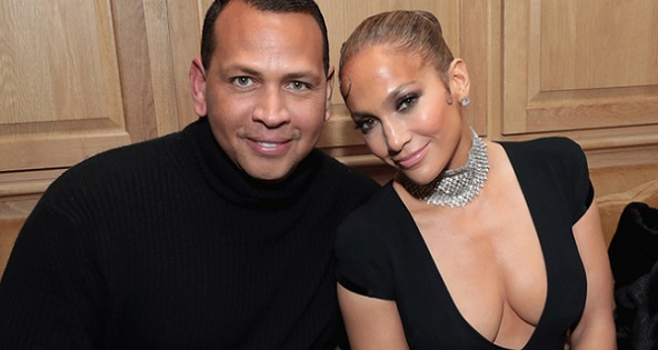 Jennifer Lopez chia tay cầu thủ bóng chày Alex Rodriguez