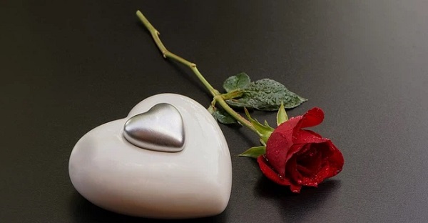 Những lời chúc ngày Valentine trắng 14/3 hay, ý nghĩa 2022