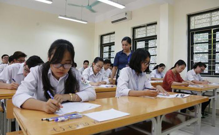 Kỳ thi tốt nghiệp trung học phổ thông năm 2021 sẽ có thêm môn tiếng Hàn - Ảnh 1