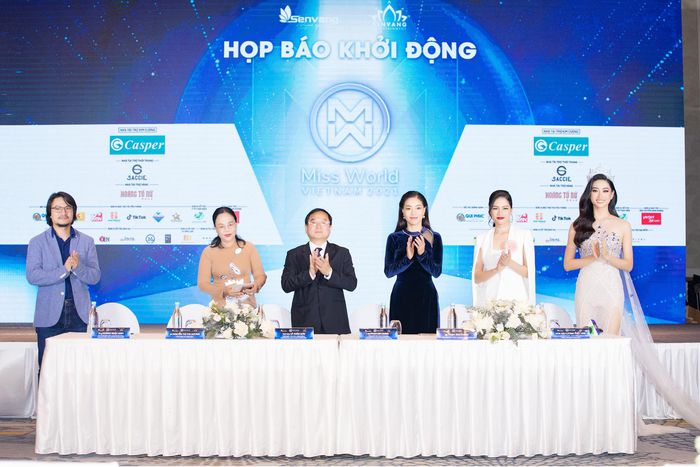 Họp báo công bố lịch trình cuộc thi Hoa hậu Thế giới Việt Nam 2021