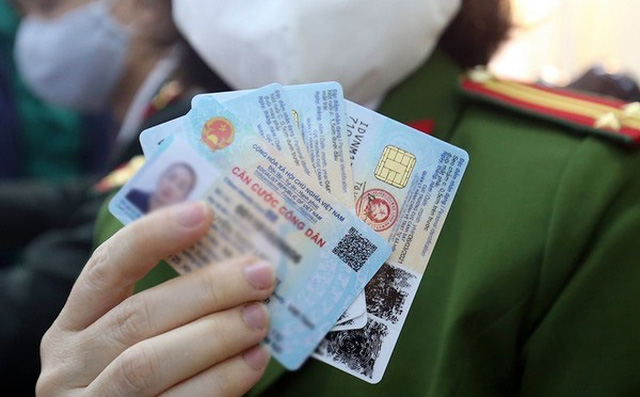 Làm thẻ Căn cước công dân gắn chíp điện tử tại Hà Nội có chấp nhận hộ khẩu thường trú tỉnh? - Ảnh minh họa
