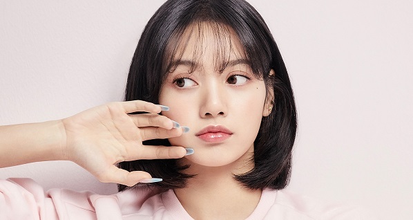 Sau nhiều ngày rộ tin Lisa (BLACKPINK) debut solo, cuối cùng YG cũng đã lên tiếng