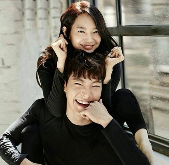 Kim Woo Bin và Shin Min Ah lần đầu đóng chung phim sau 6 năm gắn bó.