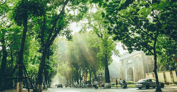 Thời tiết 22/4: Hà Nội ngày nắng, đêm vài nơi có mưa