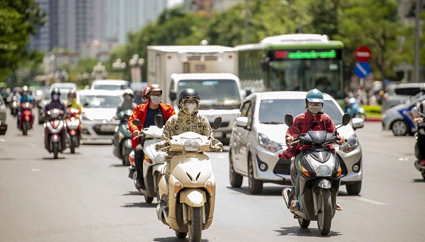 Thời tiết 23/4: Bắc Bộ ngày nắng nóng, chiều tối và đêm có mưa dông vài nơi