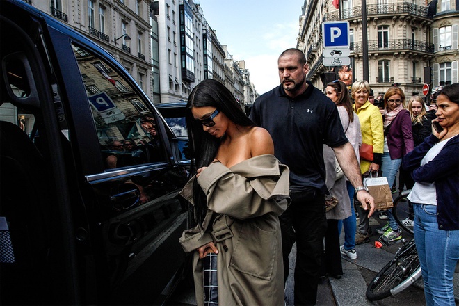 Kim Kardashian phủ nhận liên quan vụ buôn lậu. Ảnh: Vanity Fair.