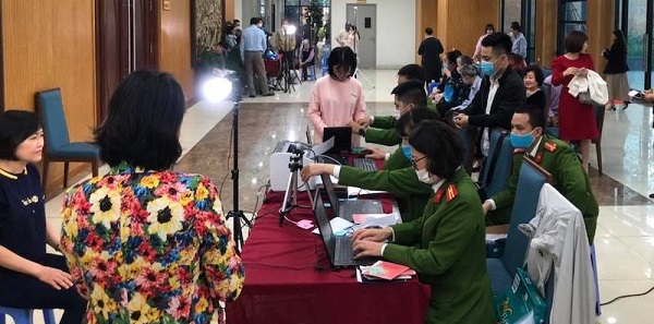 Có làm được CCCD nơi tạm trú nếu không có giấy khai sinh?