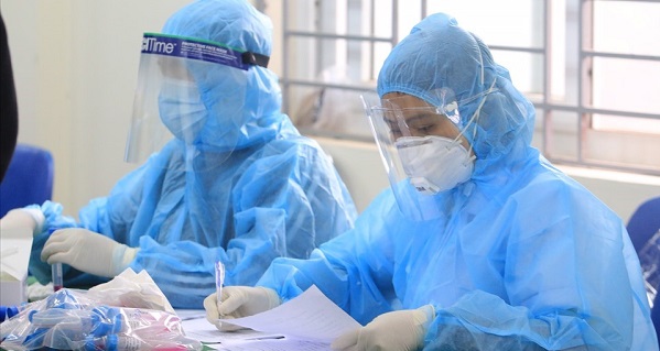 Hà Nội: Sáng 11/5 ghi nhận thêm 2 trường hợp nghi nhiễm mới 