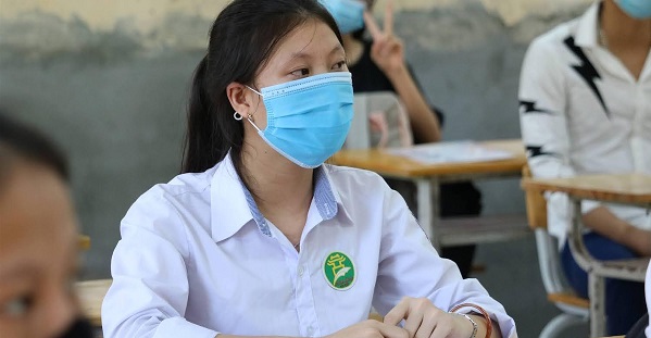 Từ 28/5, TP.HCM quyết định cho học sinh cuối cấp dừng đến trường