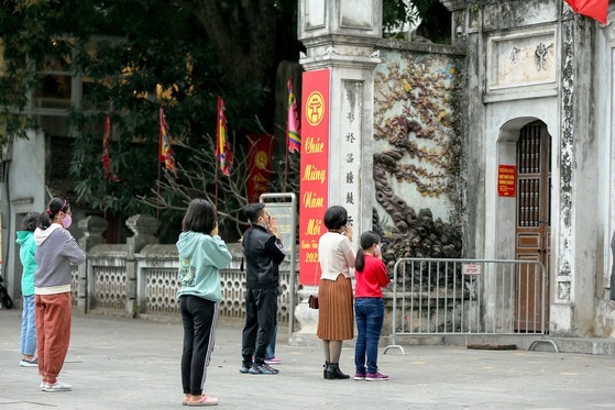 Các hoạt động tôn giáo, tín ngưỡng tập trung ở Hà Nội bị tạm dừng - Ảnh minh họa