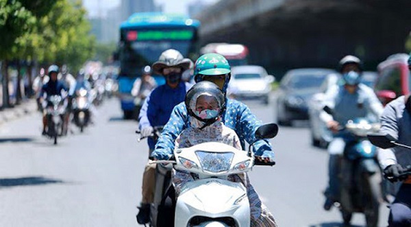 Hà Nội và các tỉnh Bắc Bộ bước vào ngày nắng nóng gay gắt cuối cùng lên tới 41 độ C