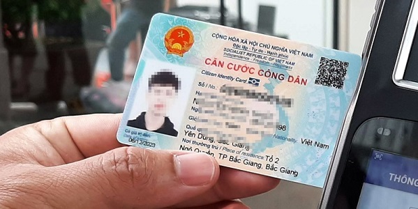 Có cần phải đổi sang CCCD gắn chíp nếu làm thẻ CCCD mã vạch trước ngày 23/1 hay không?