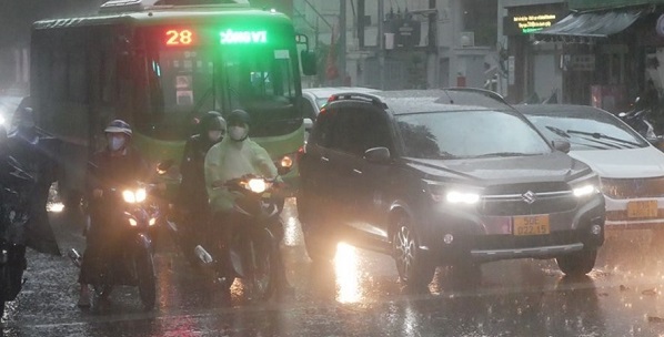 Từ đêm 4/7, miền Bắc đón mưa dông, đợt mưa kéo dài trong vài ngày
