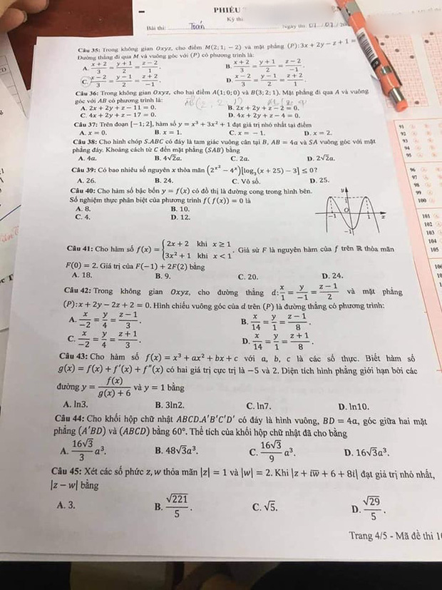 Nghi vấn thí sinh lén chụp ảnh đề Toán gửi ra ngoài khi vẫn ngồi trong phòng thi: Công an vào cuộc điều tra - Ảnh 2