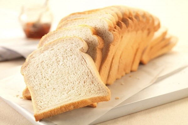 1 lát bánh mì Sandwich bao nhiêu calo? - Ảnh 1