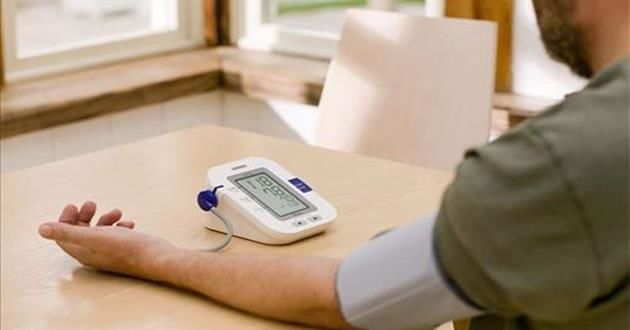 Top 5 máy đo huyết áp loại nào tốt cho gia đình? - Ảnh 1