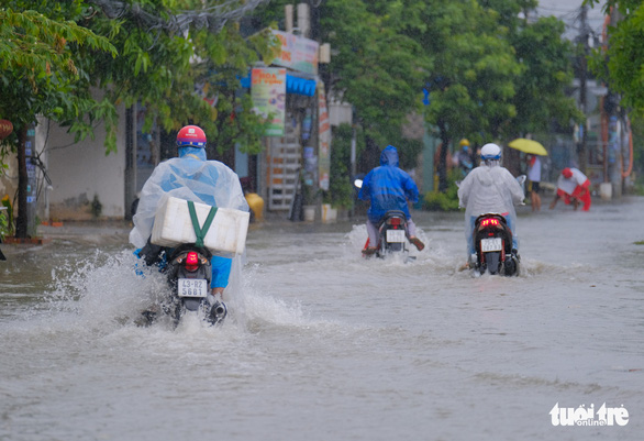 Bão số 5 gây mưa ở Đà Nẵng