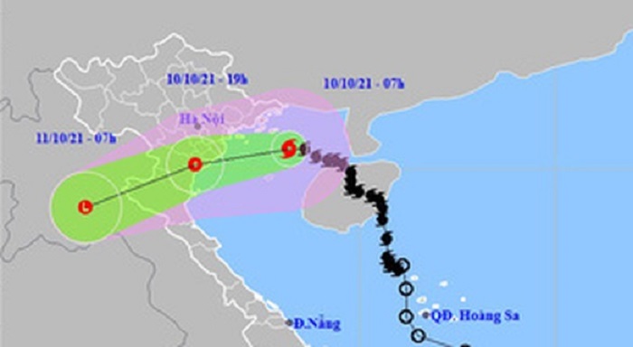 Vị trí và hướng di chuyển bão số 7 - Ảnh: NCHMF