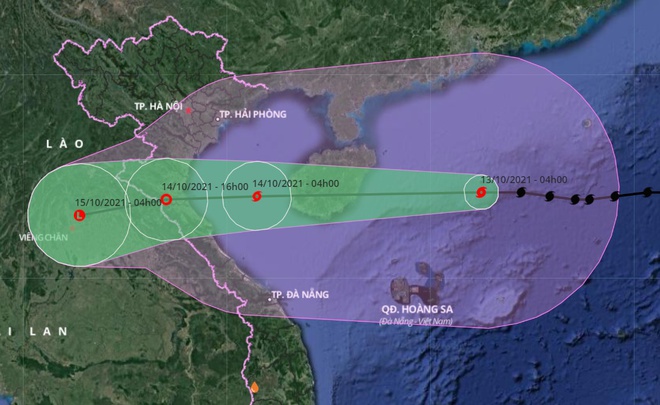 Bão số 8 đang đi thẳng vào đất liền các địa phương Thanh Hóa - Quảng Bình với vận tốc 20-30 km/h. Ảnh: VNDMS.