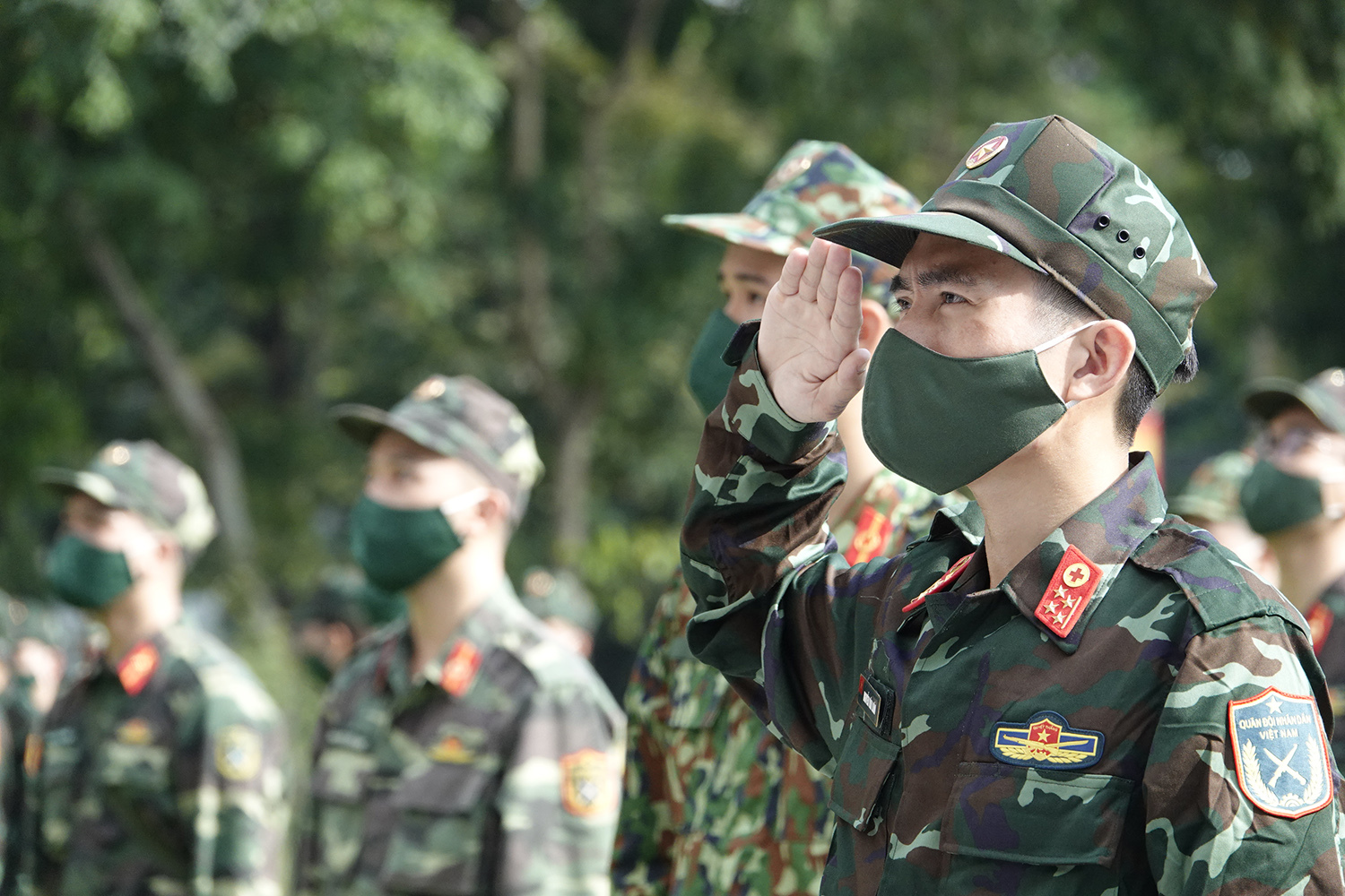 Từ hôm nay, quân đội chi viện cho TP.HCM bắt đầu rút quân