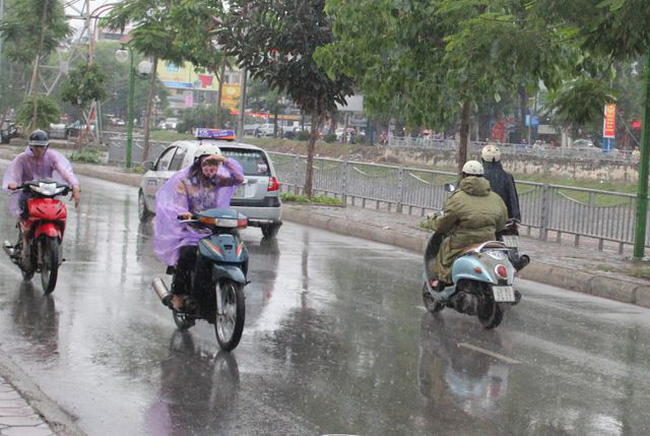 Bao giờ Hà Nội và miền Bắc hết mưa rét?