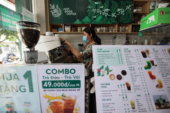 TP.HCM: Đề xuất cho hàng quán ăn uống phục vụ tại chỗ đến 21h