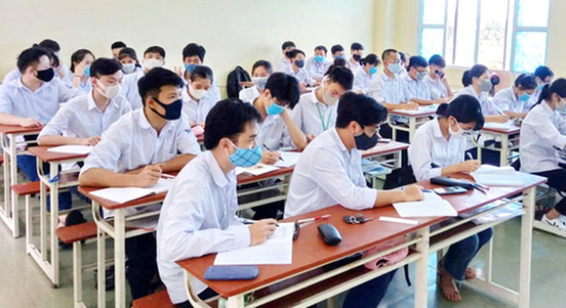 Chính phủ ban hành hướng dẫn cho học sinh Hà Nội đi học tập trung trở lại - Ảnh minh họa