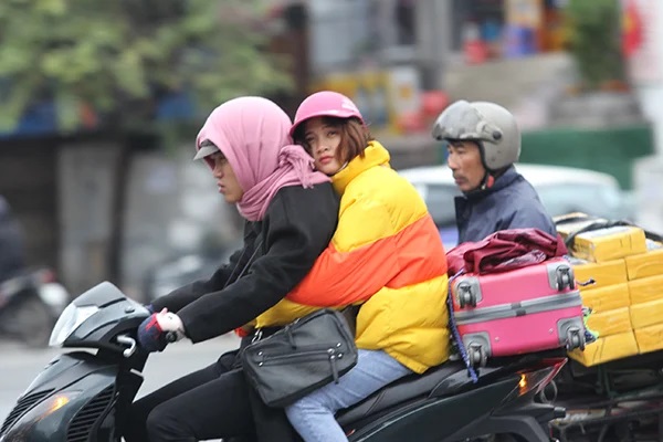 Hôm nay không khí lạnh và mưa bao trùm miền Bắc, có nơi xuống 8 độ C