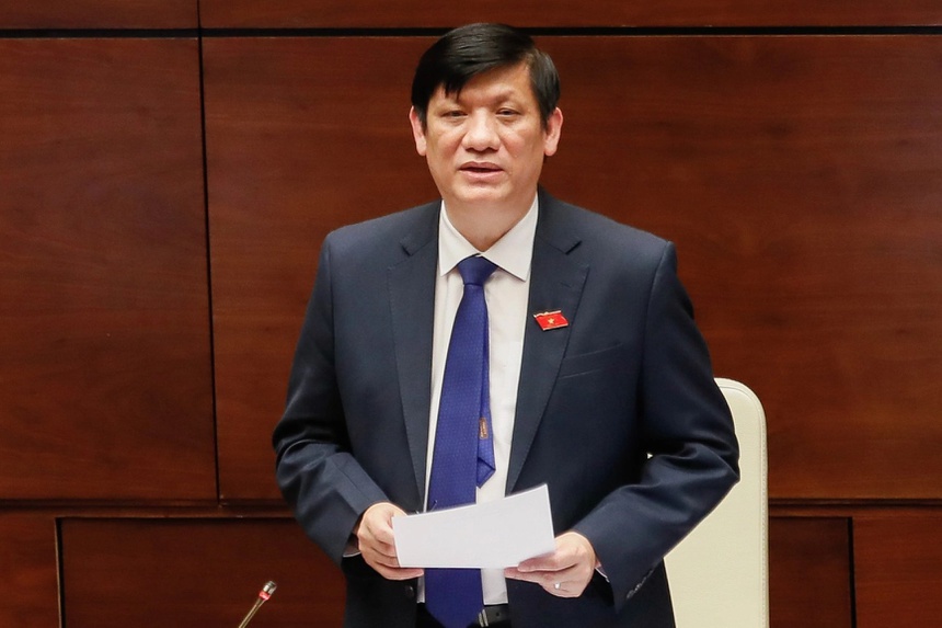 Bộ trưởng Y tế Nguyễn Thanh Long đề nghị các địa phương có dịch cấp độ 1, 2 mạnh dạn cho học sinh quay lại trường học. Ảnh: Zing
