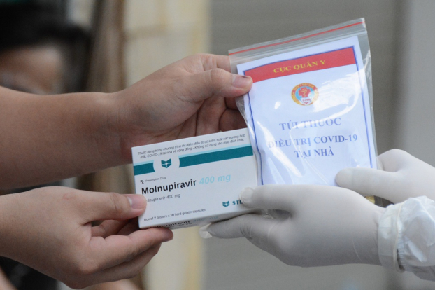 Khi điều trị Covid-19 tại nhà, trường hợp nào được dùng túi thuốc C?