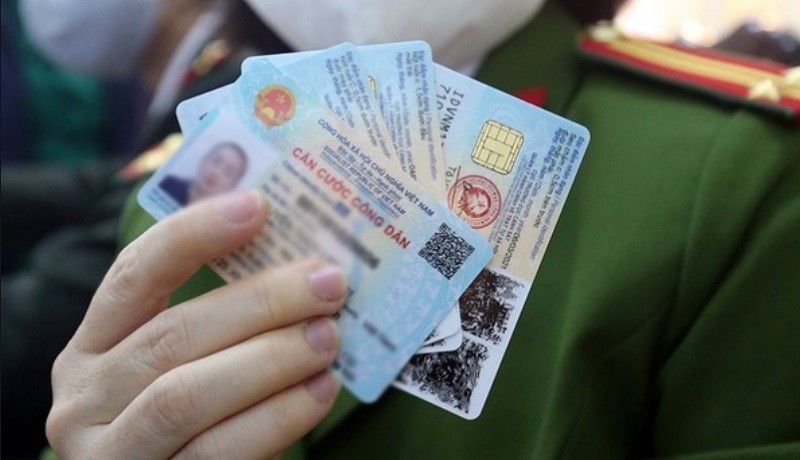 Muốn nhận ngay căn cước công dân khi đã làm thẻ nhiều tháng thì làm thế nào?