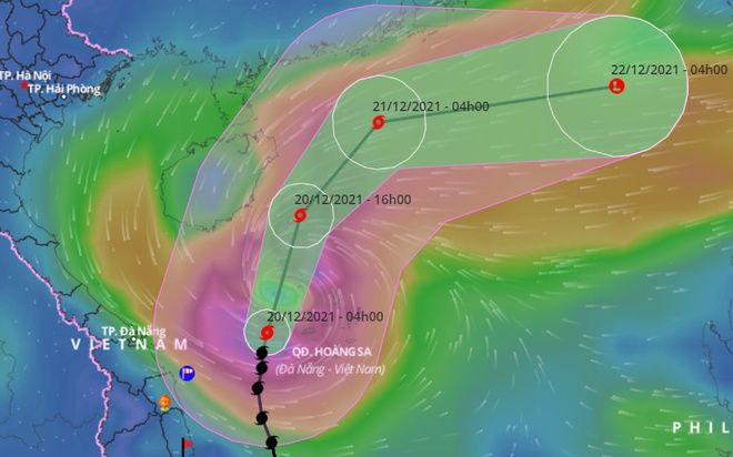 Bão Rai bẻ hướng, quét qua quần đảo Hoàng Sa, miền Trung đã thoát khỏi cơn bão cuối cùng của năm - Ảnh VNDMS
