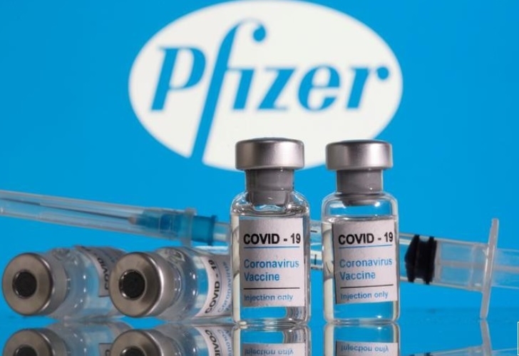 Bộ Y tế gia hạn thêm 6 lô vắc-xin Pfizer, tiêm cho người từ 12 tuổi trở lên - Ảnh Internet