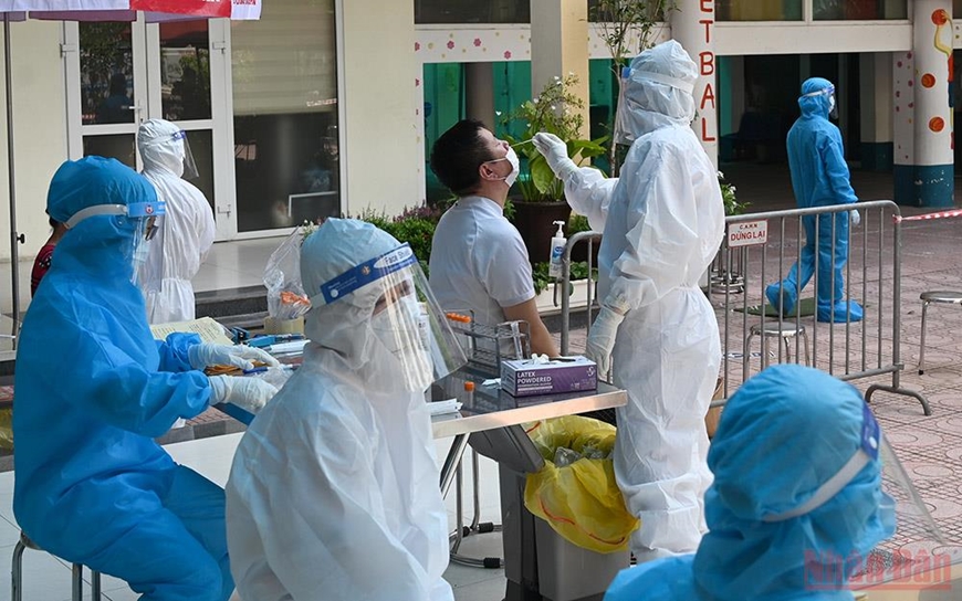 Hà Nội: Tất cả bệnh viện không được từ chối F0 diễn biến nặng