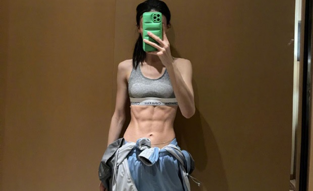 Muốn năm 2022 lúc nào tươi vui, rủng rỉnh hãy bỏ ngay 6 thói quen xấu này