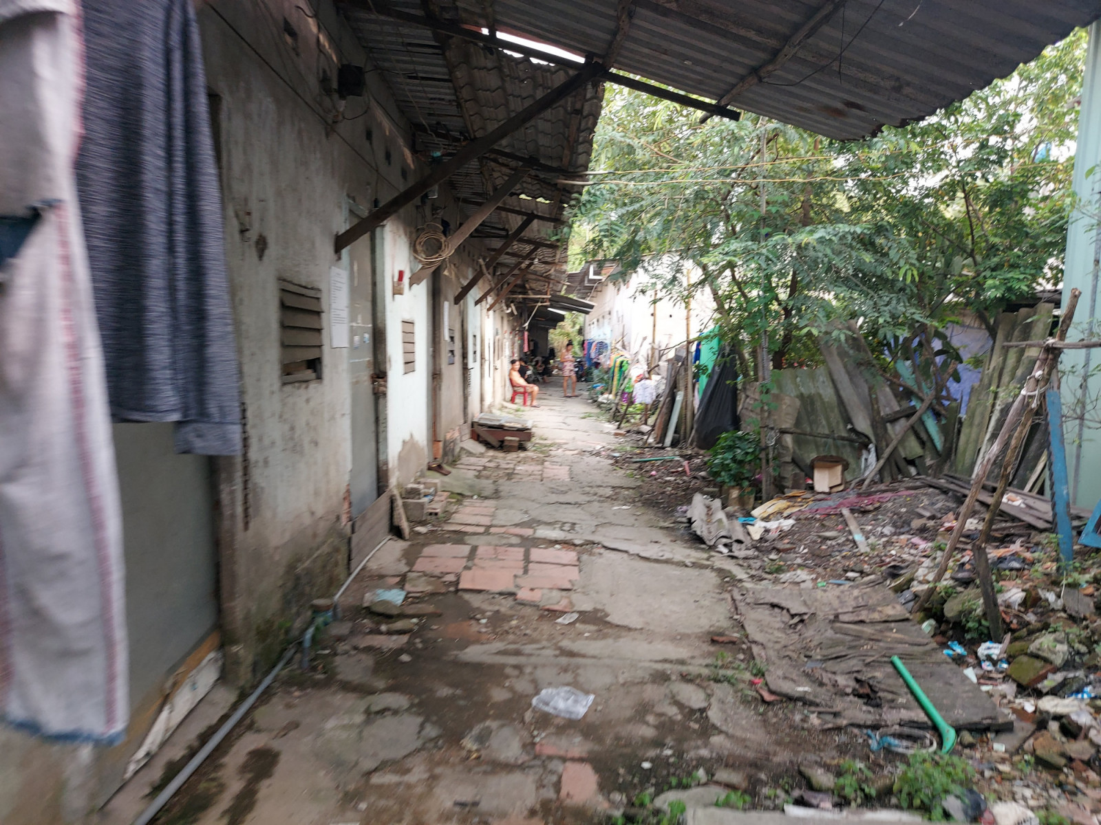 Đề xuất hỗ trợ gói 100 tỷ đồng cho người dân vay sửa nhà trọ