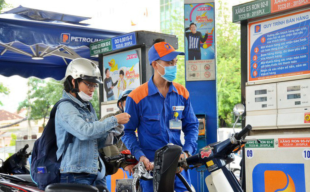 Trước Tết, giá xăng tiếp tục tăng