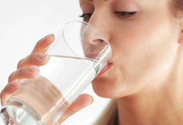4 loại nước uống giúp F0 nhanh khỏi bệnh, lưu ý đặc biệt về cách dùng nước dừa - Ảnh 3